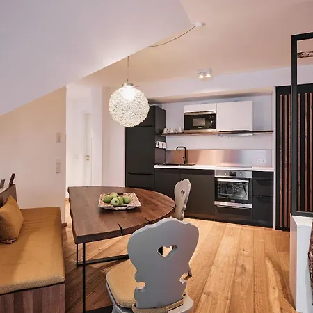 Waldfunkeln Aparthotel 4*